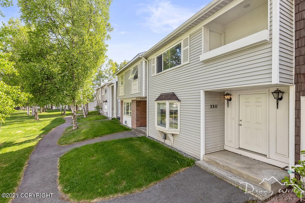 Exterior Front-20210527-6397