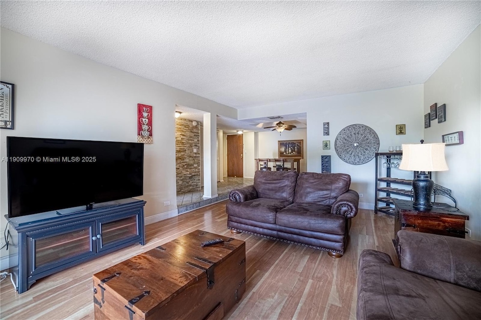 For Rent $1,650/month