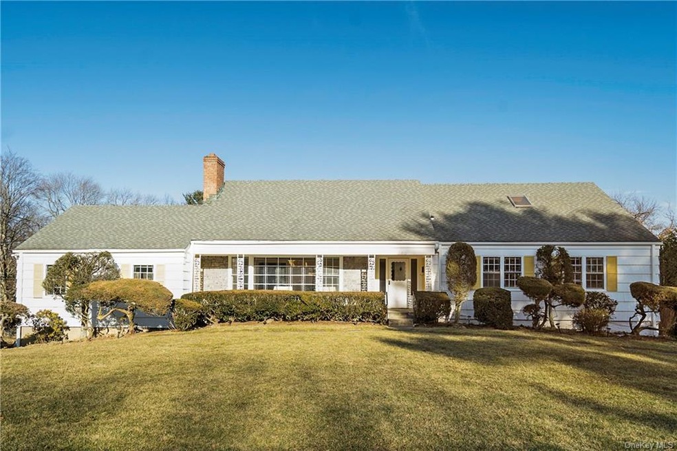 Welcome home to 62 Franklin Road!