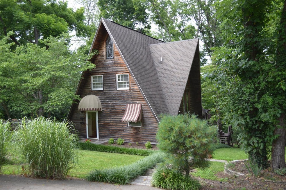 209 Beams Dr, Harrodsburg, KY 40330 - photo 1