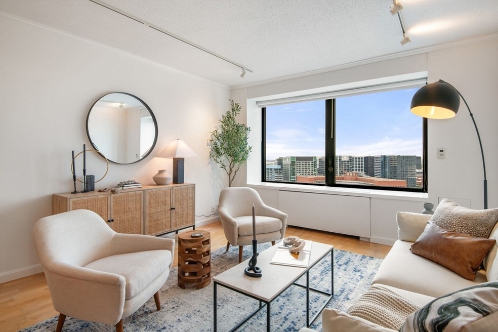 Harbor Towers unit 27D, Boston, MA 02110 - photo 1
