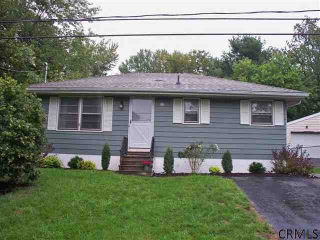 22 Acorn Ave, Rensselaer, NY 12144 - photo 1