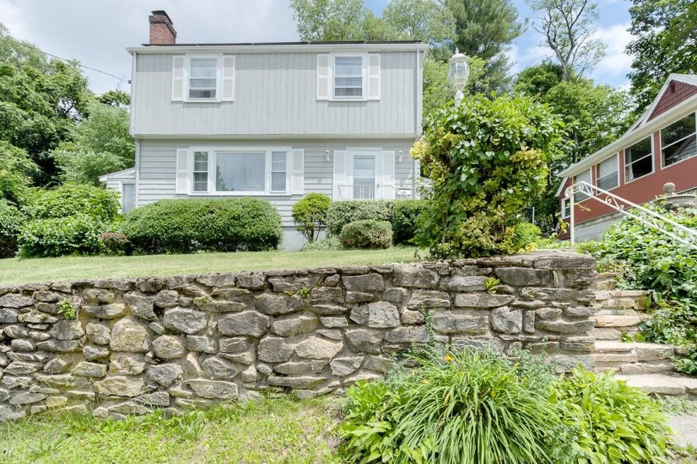 30 Sorrento St, Worcester, MA 01602 - photo 1