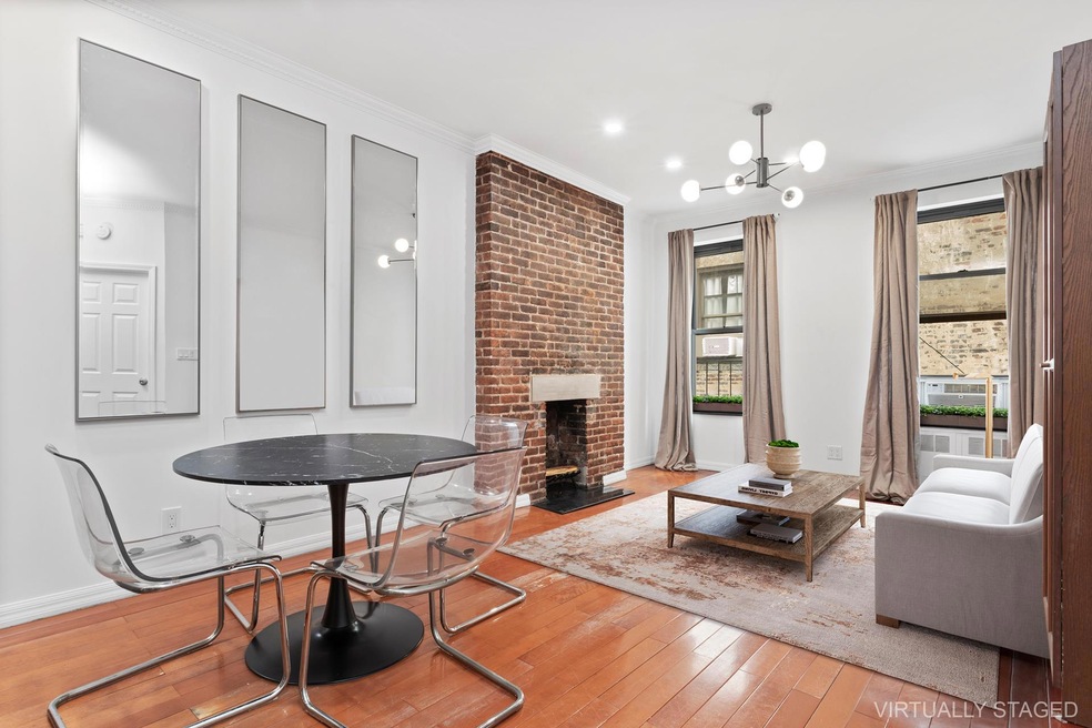 5 Weehawken St unit 5B, New York, NY 10014 - photo 1