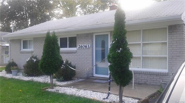 26063 Kathy St, Roseville, MI 48066 - photo 1