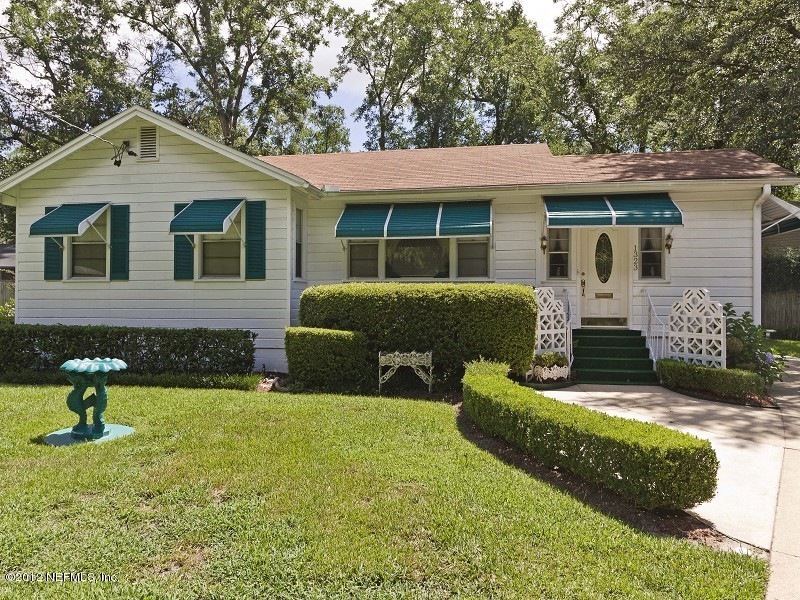 1323 Azalea Dr, Jacksonville, FL 32205 - photo 1