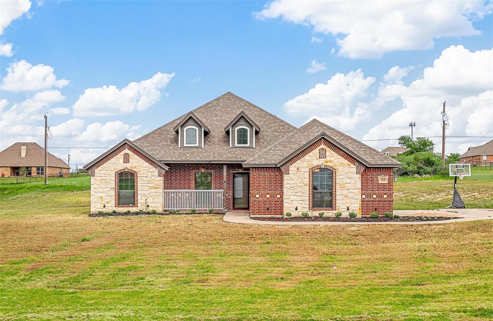119 Churchill Cir, Weatherford, TX 76085 - photo 1
