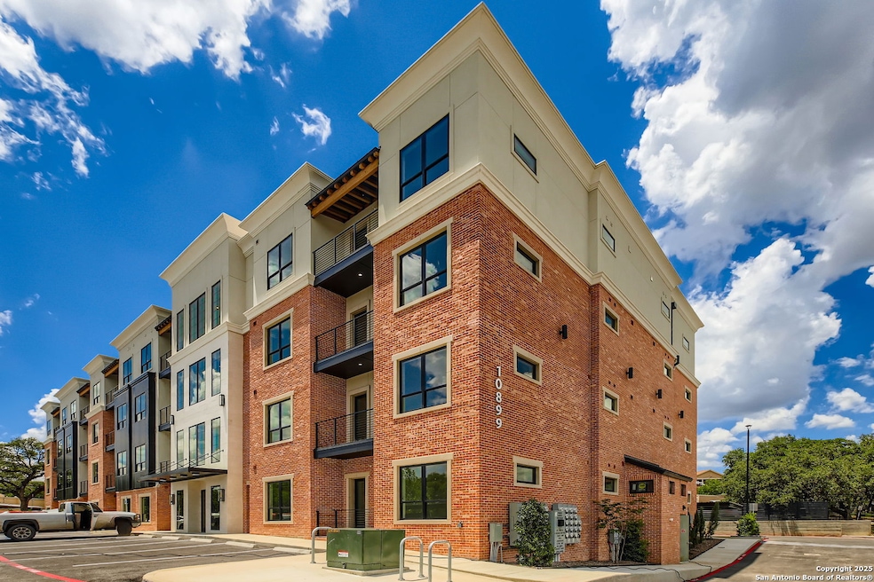 10899 S Hausman Rd unit 201, San Antonio, TX NULL - photo 1