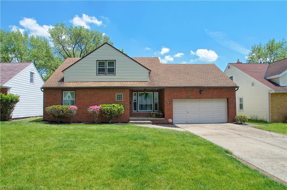 5061 Clement Ave, Maple Heights, OH 44137 - photo 1