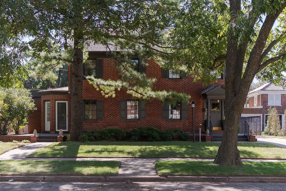 For Sale $775,000 • Co-Listing Agent