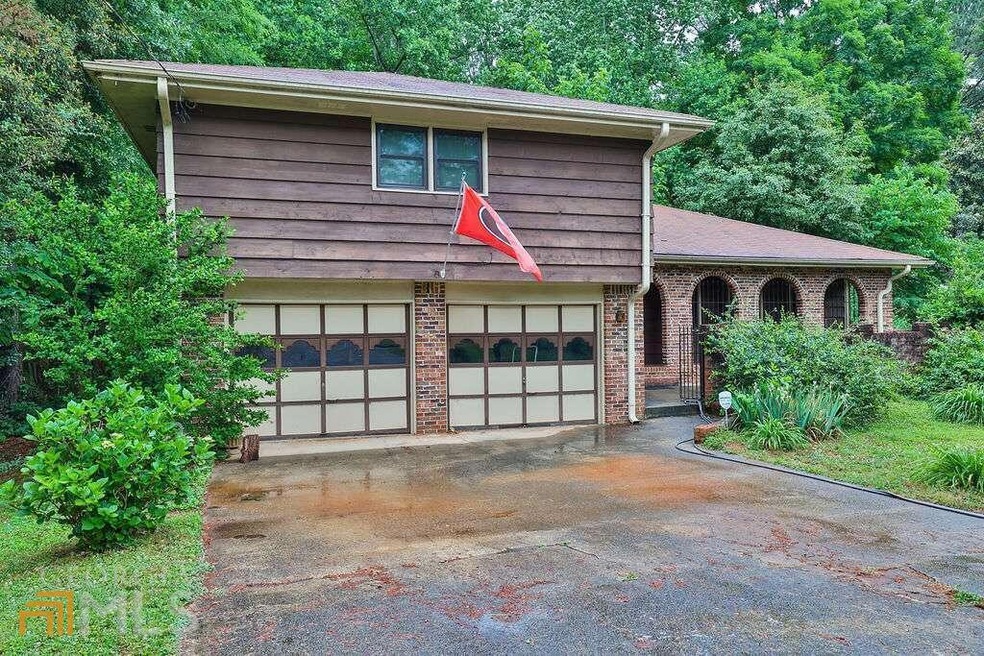 4105 Indian Trace SW, Lilburn, GA 30047 - photo 1