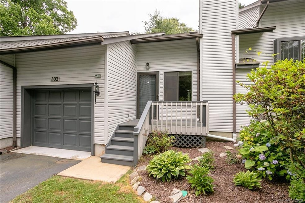 102 Cimarron Dr, Asheville, NC 28803 - photo 1