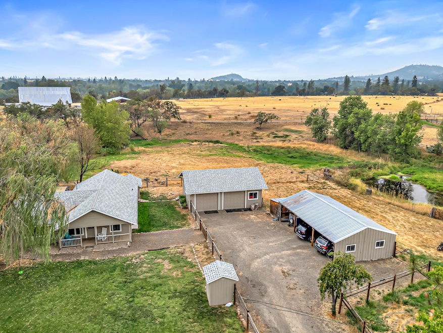 14145 Agate Rd, Eagle Point, OR 97524 - photo 1