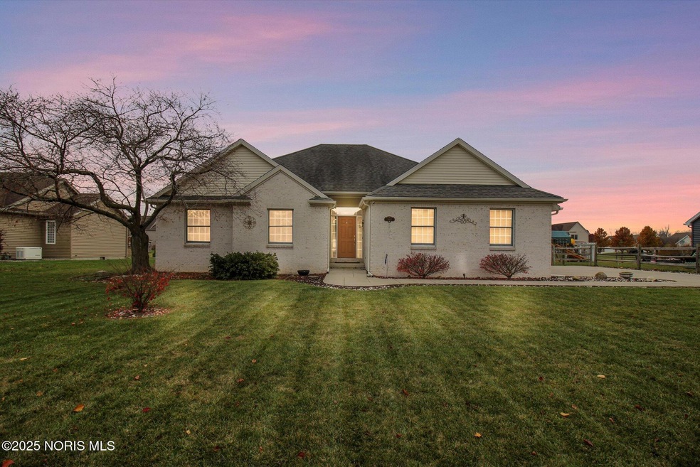 5883 Shawnee Ave, Walbridge, OH 43465 - photo 1