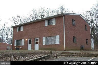 18426 Woodland Dr unit 7B, Triangle, VA 22172 - photo 1