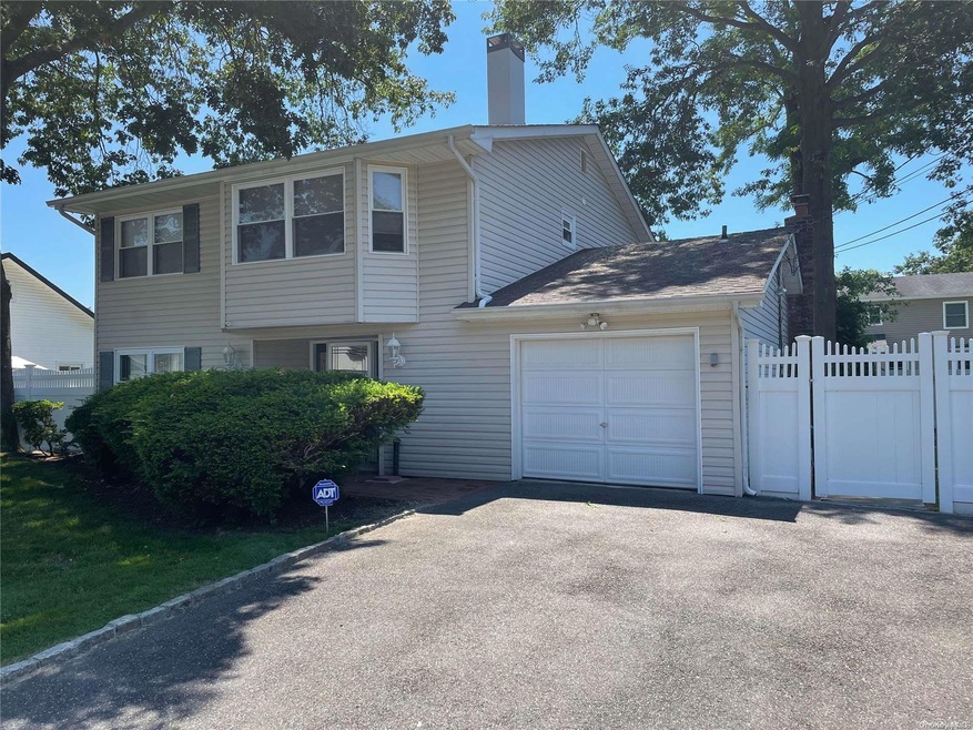 Sold $485,000 • Co-Listing Agent