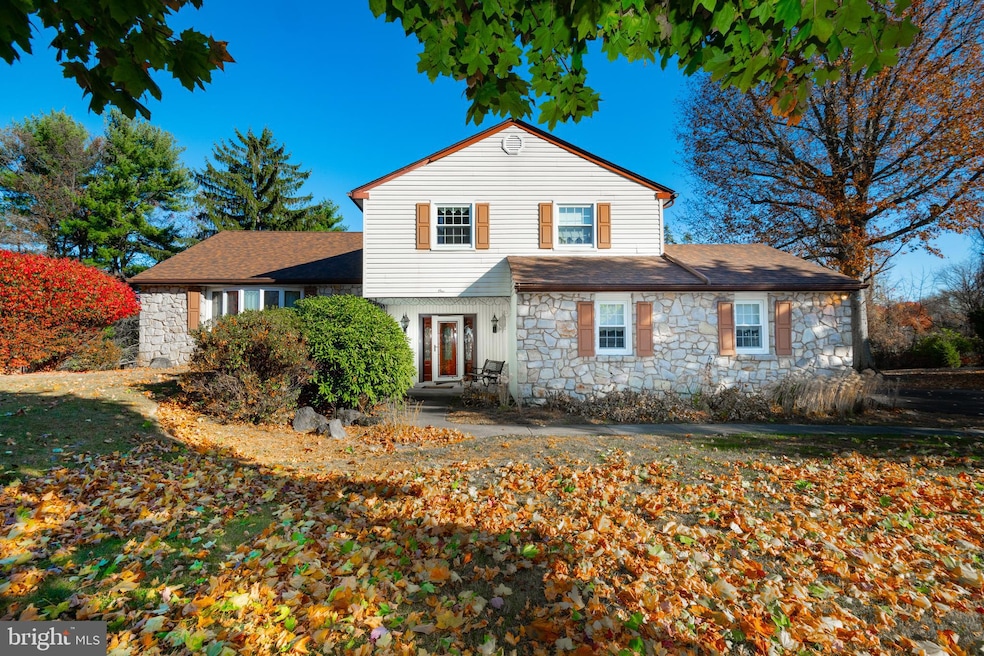 1 Granary Ct, Southampton, PA 18966 - photo 1