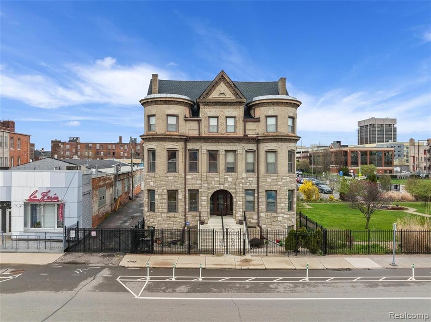 4120 Cass Unit 3-2.jpg