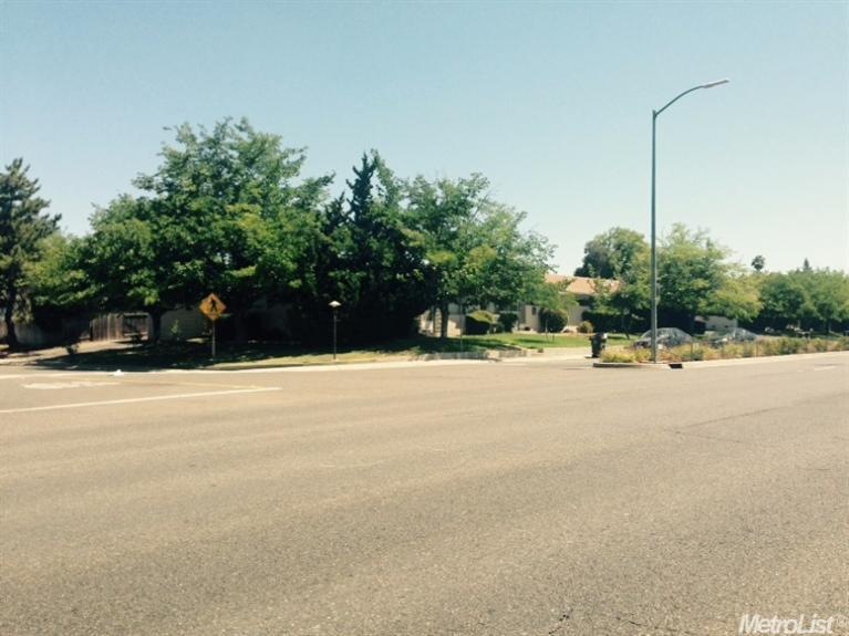 6713 Greenback Ln, Citrus Heights, CA 95621 - photo 1