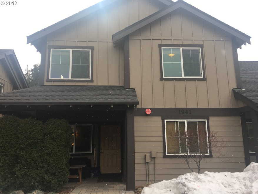 1941 NW Monterey Pines Dr unit 2, Bend, OR 97701 - photo 1