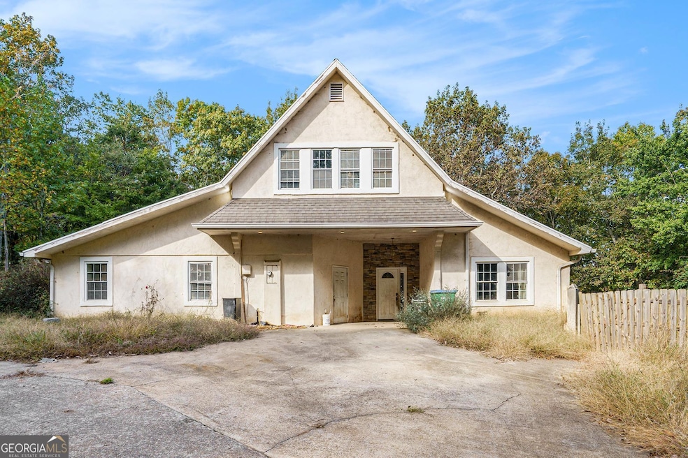 Pending $260,000 • Co-Listing Agent