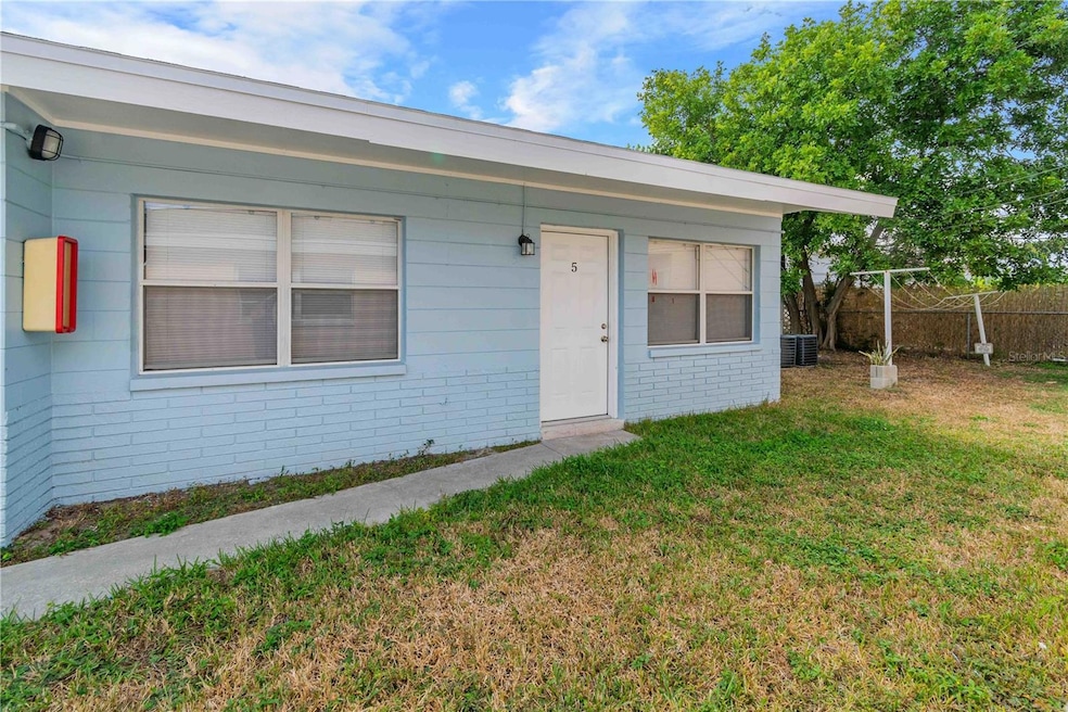 140 112th Ave N unit 5, St. Petersburg, FL 33716 - photo 1