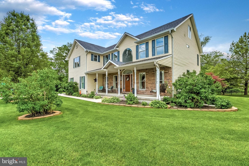 5542 Willys Ave, Halethorpe, MD 21227 - photo 1