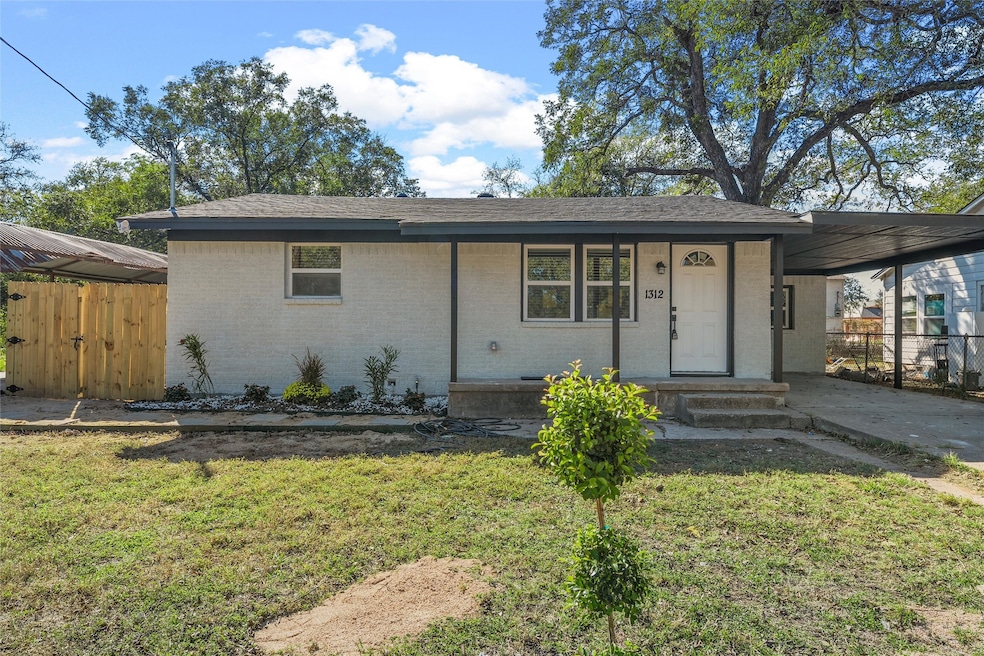 1312 Nealton St, Waco, TX 76705 - photo 1