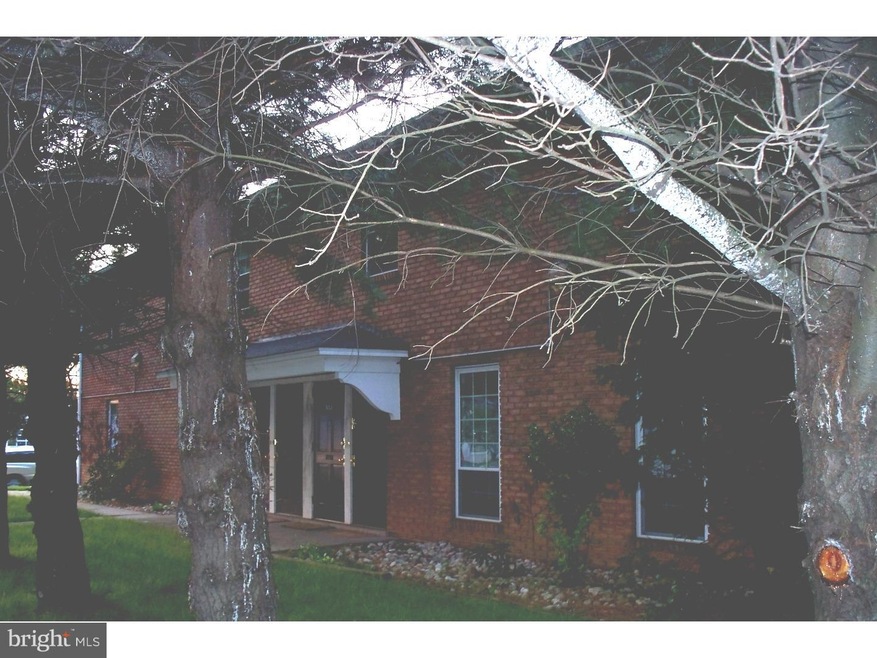 435 W 7th St, Lansdale, PA 19446 - photo 1