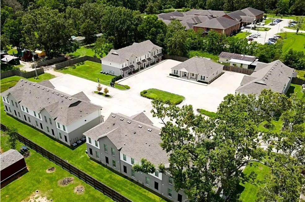 16218 E Minnesota Park Rd, Hammond, LA 70403 - photo 1