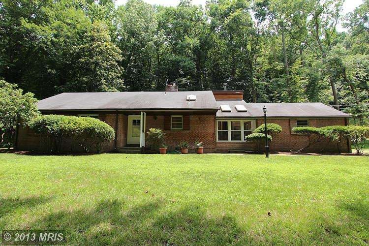 8014 Bradley Blvd, Bethesda, MD 20817 - photo 1