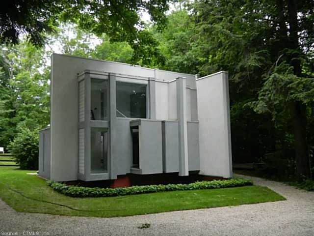 Exterior Front.
