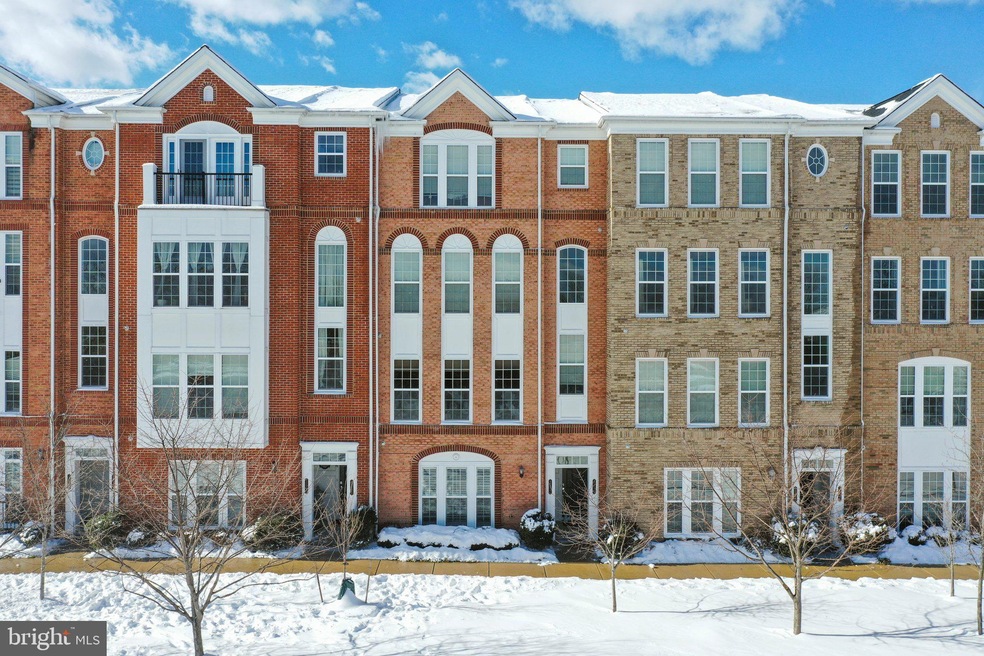 42827 Burrell Square, Ashburn, VA 20147 - photo 1