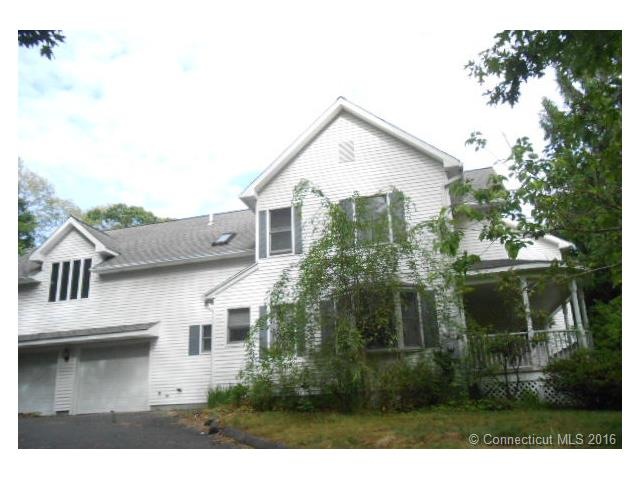 1331 Hamilton Ave, Waterbury, CT 06706 - photo 1