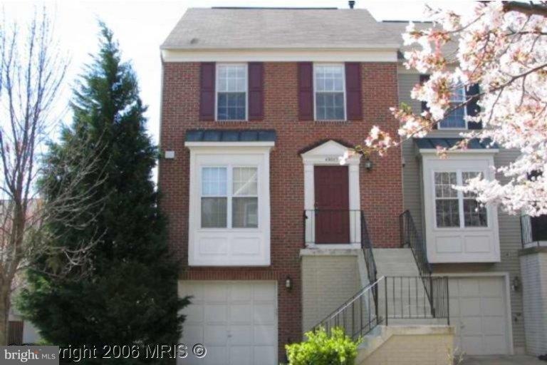 45563 Whitcomb Square, Sterling, VA 20166 - photo 1