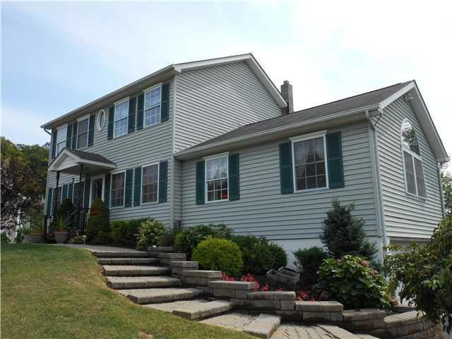 18 Eric Dr, Middletown, NY 10940 - photo 1