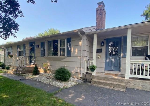 39 Gantley Rd, Windsor Locks, CT 06096 - photo 1