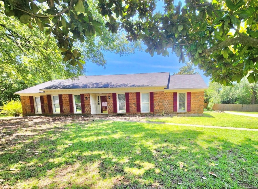 323 Arrowhead Dr, Montgomery, AL 36117 MLS 549482