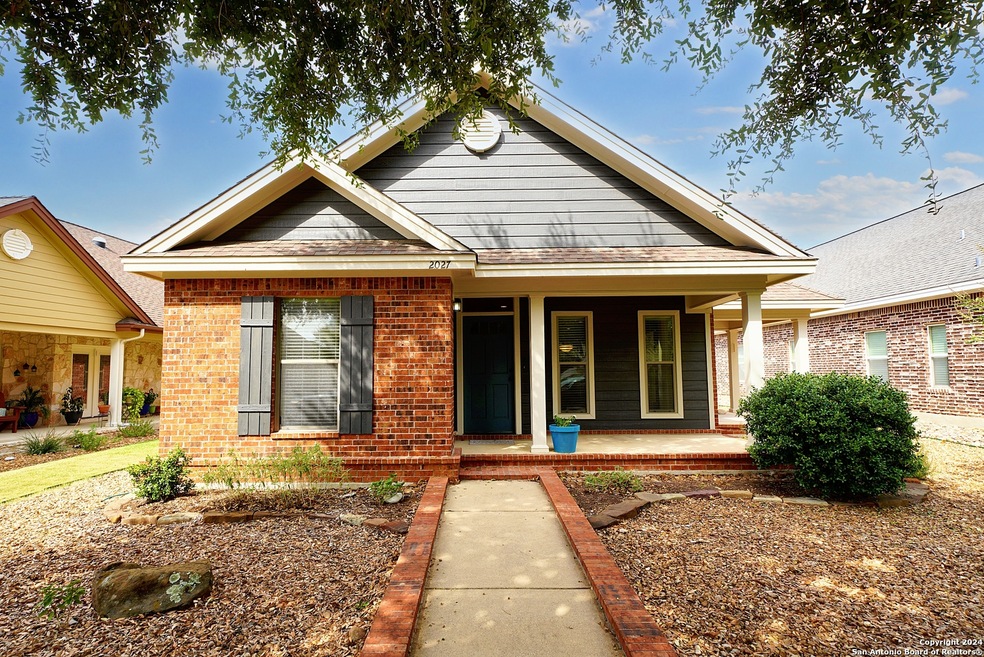 2027 Cotton Blvd, New Braunfels, TX 78130 - photo 1