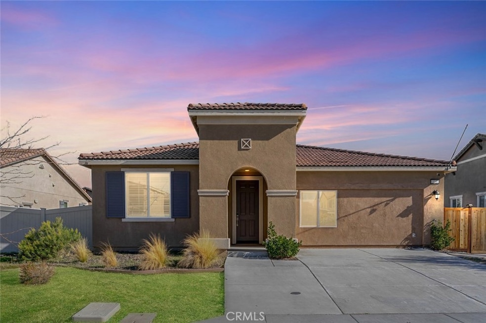 44122 51st St W, Quartz Hill, CA 93536 - photo 1