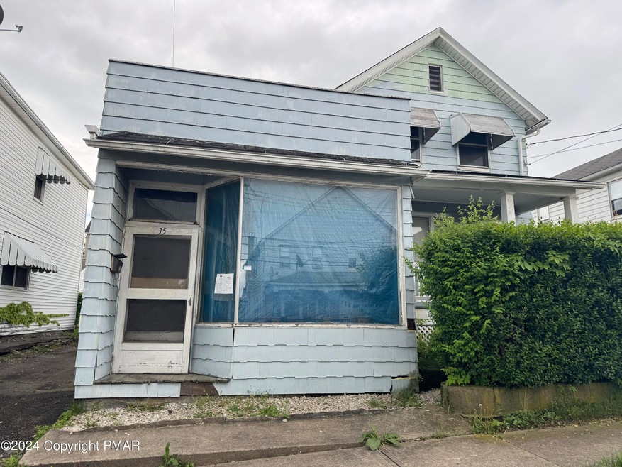 35 W South St, Nanticoke, PA 18634 - photo 1