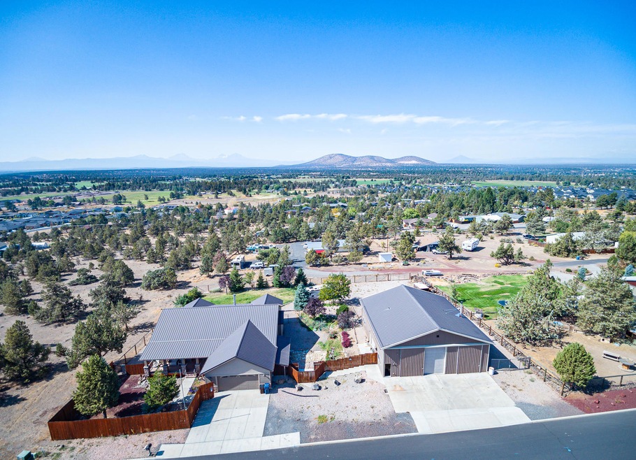 3242 SW 43rd - MLS-0009