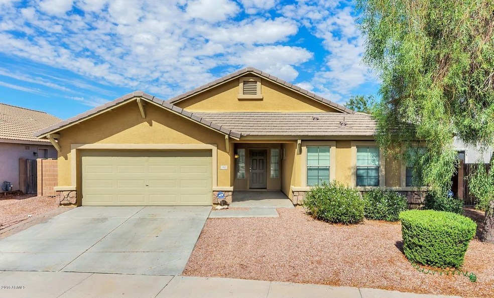 1932 S 174th Ave-large-001-6-Front Exter
