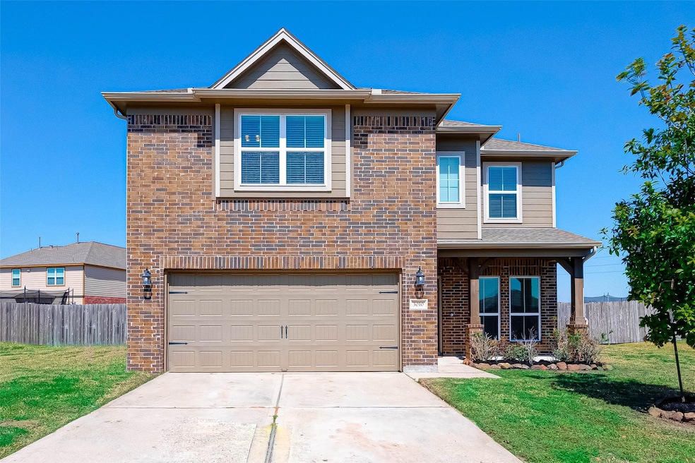 3010 Currier Ct, Rosenberg, TX 77471 - photo 1