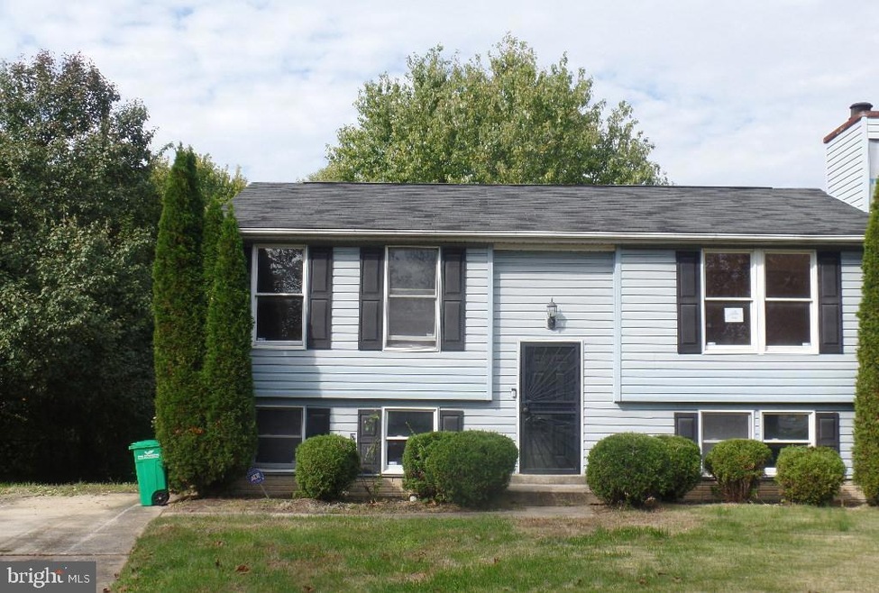 Sold $305,000 • Co-Listing Agent