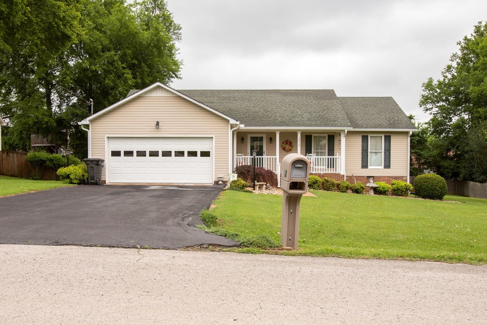 5012 Brookside Dr, Columbia, TN 38401 - photo 1