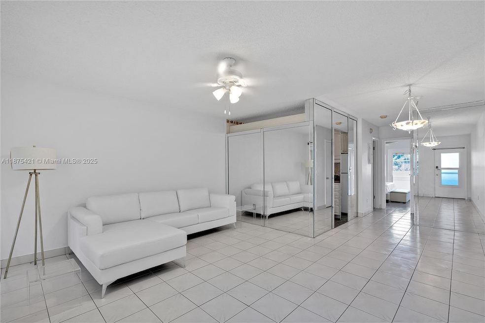 15610 NE 6th Ave unit 5C, Miami, FL 33162 - photo 1