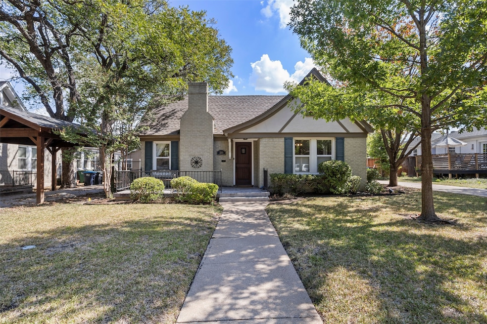 2205 Stanley Ave, Fort Worth, TX 76110 - photo 1