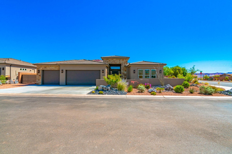 526 W Saguaro Way-001
