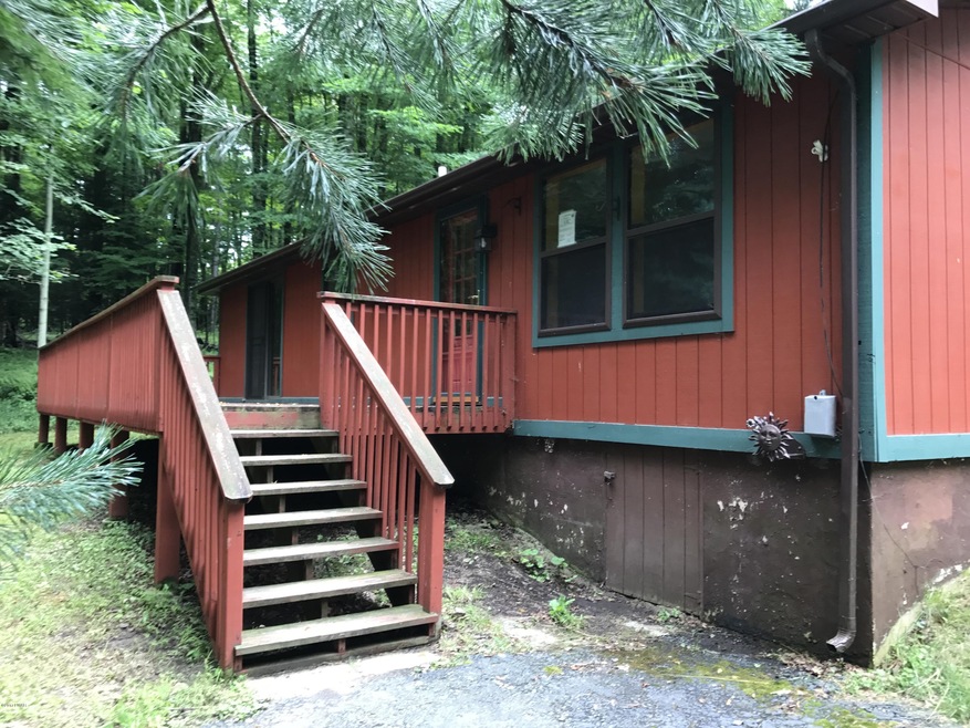 39 Tarot Ct, Hamlin, PA 18427 - photo 1